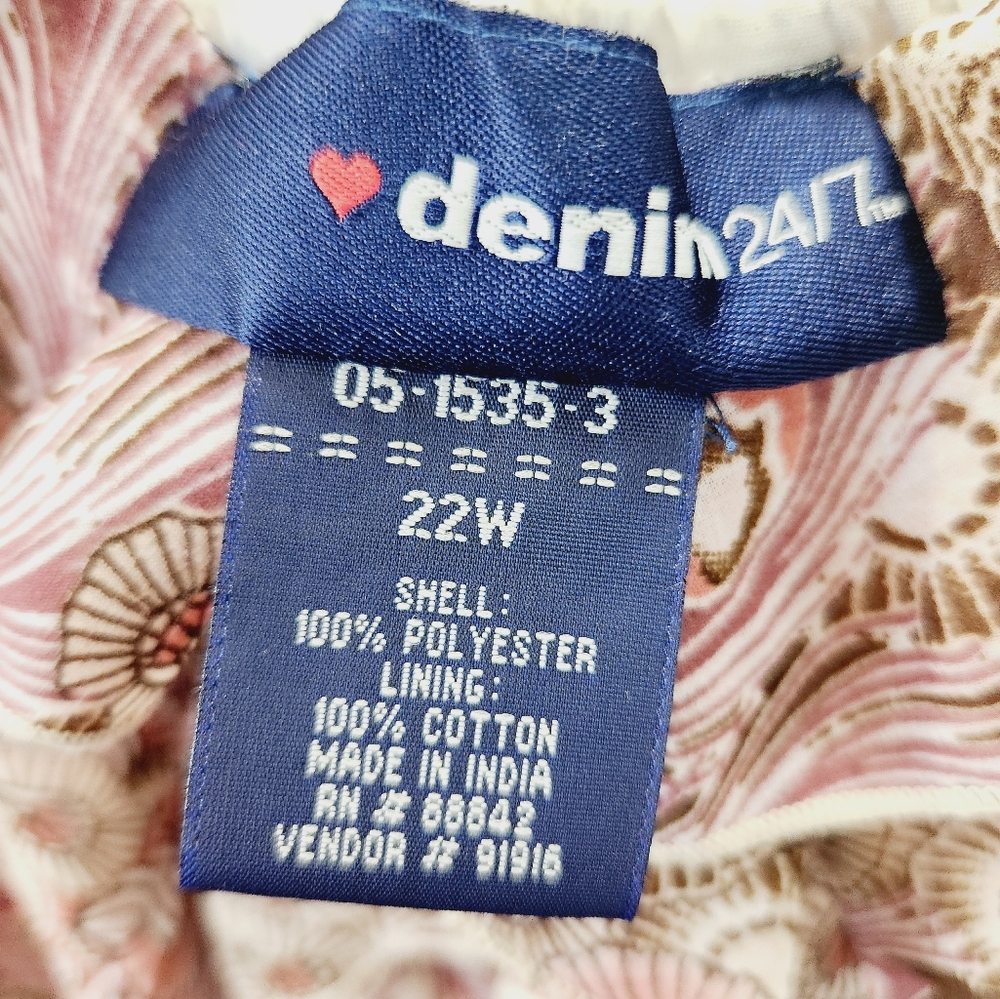 Denim 24/7 Plus Size Paisley Maxi Dress - Picture 9 of 9